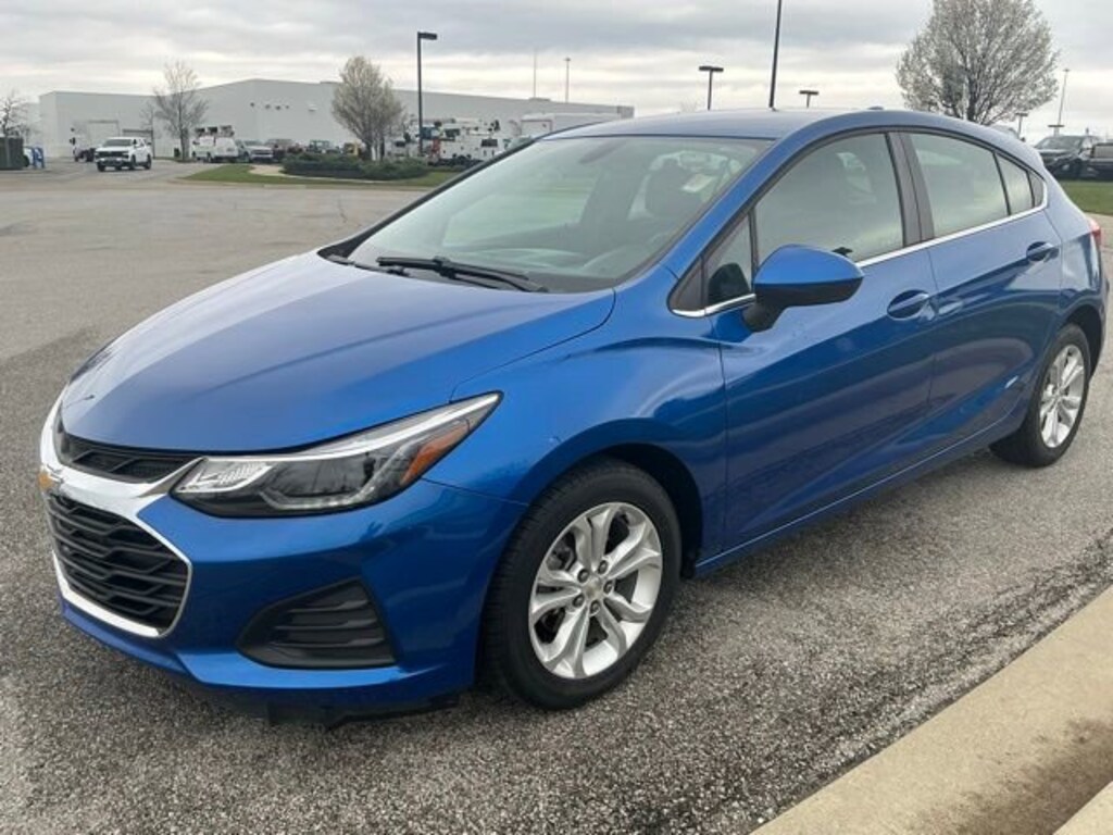 Used 2019 Chevrolet Cruze LT Car