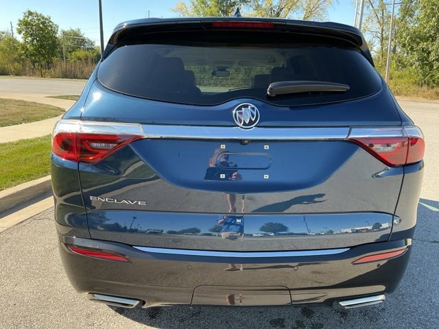 2023 Buick Enclave Essence photo 3