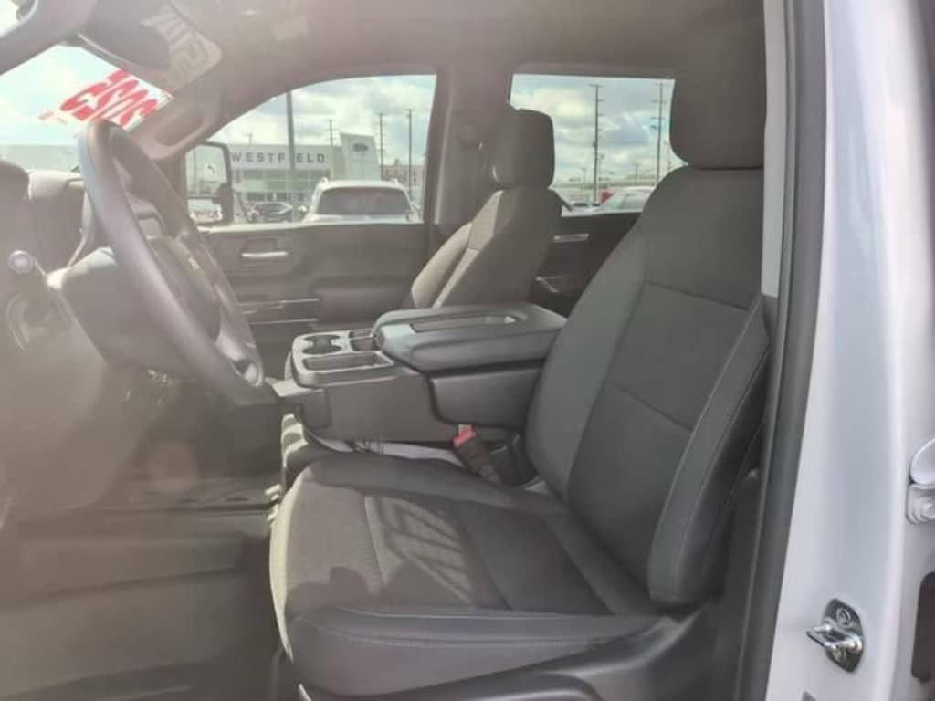 Used 2025 Chevrolet Silverado 2500 HD Custom Truck