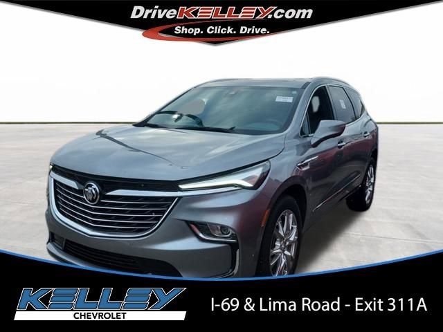 2024 Buick Enclave Essence's photo