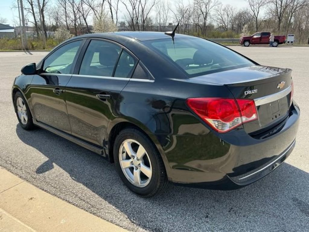 Used 2011 Chevrolet Cruze LT w/1LT Car