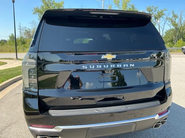 2026 Chevrolet Suburban High Country - Photo 10