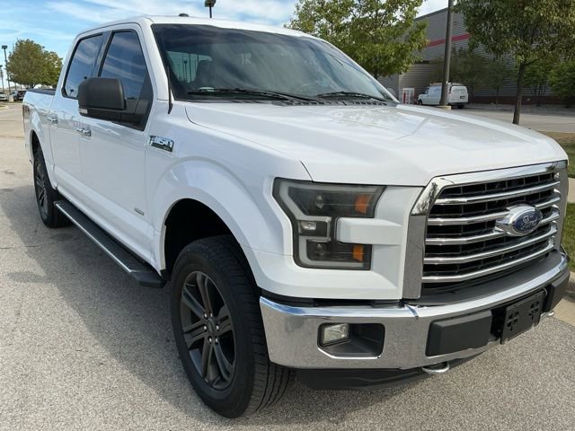 2015 Ford F-150 XLT photo 2