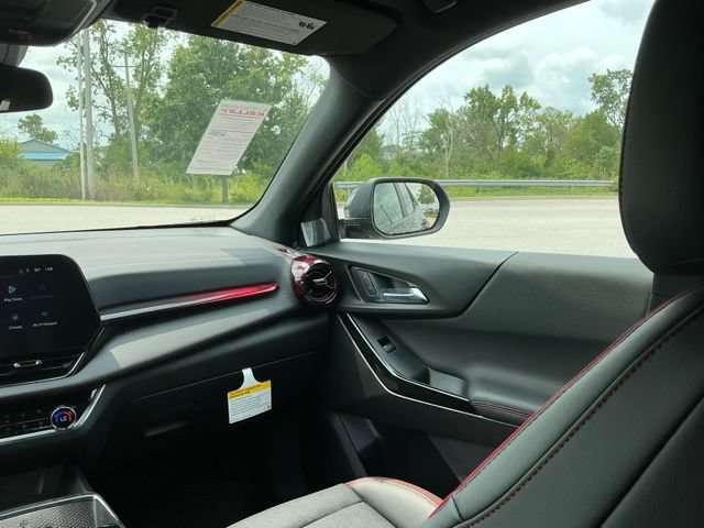 2027 Chevrolet Equinox RS - Photo 28