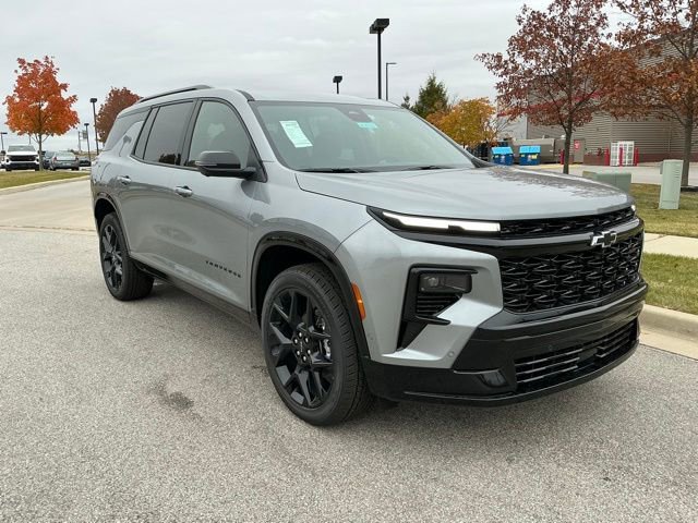 2026 Chevrolet Traverse RS photo 2