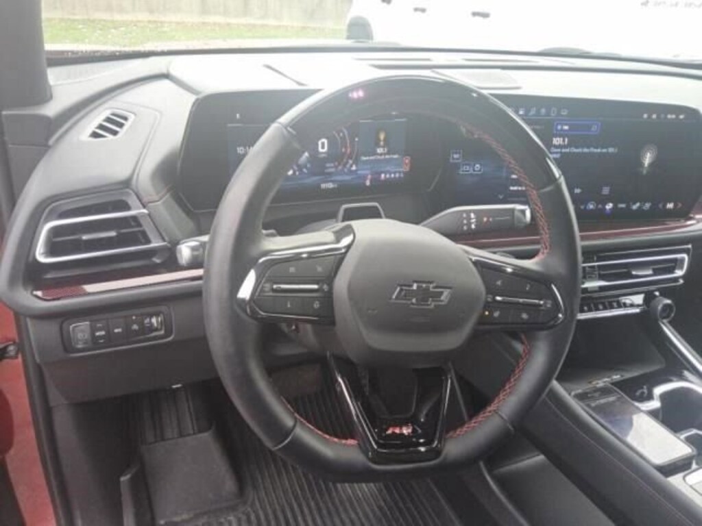 Used 2024 Chevrolet Traverse RS SUV