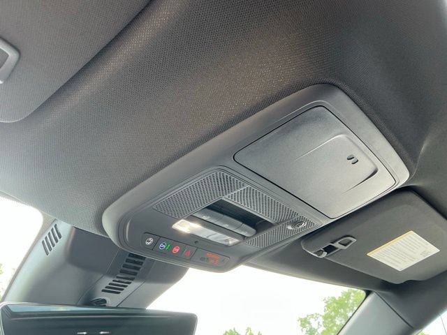 2027 Chevrolet Traverse LT - Photo 30