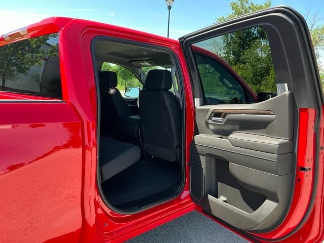 2026 Chevrolet Silverado 1500 LT - Photo 18