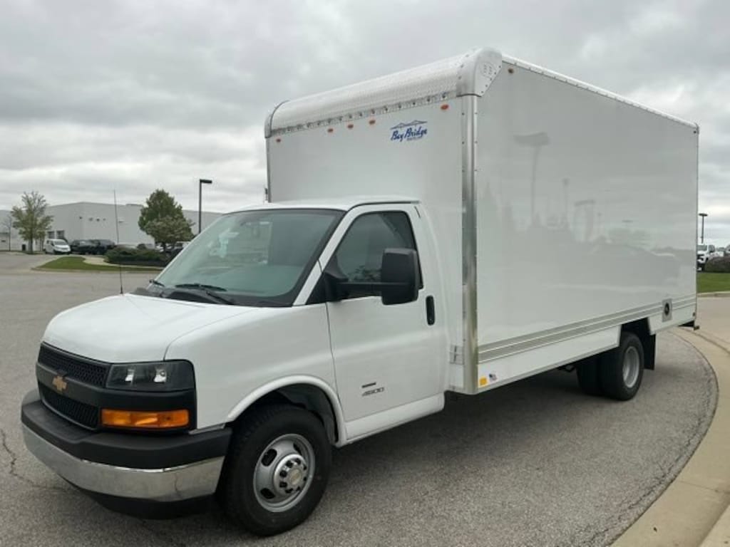 New 2026 Chevrolet Express Cutaway 4500 2WT Cutaway Van