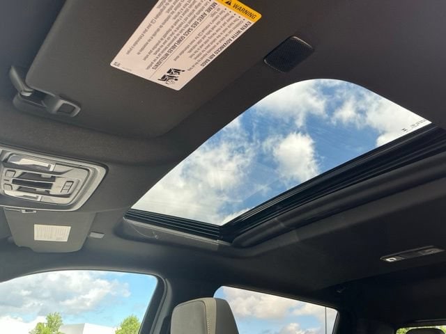 2026 Chevrolet Silverado 1500 ZR2 - Photo 31