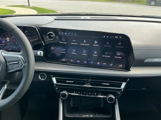 2027 Chevrolet Traverse LT - Photo 25