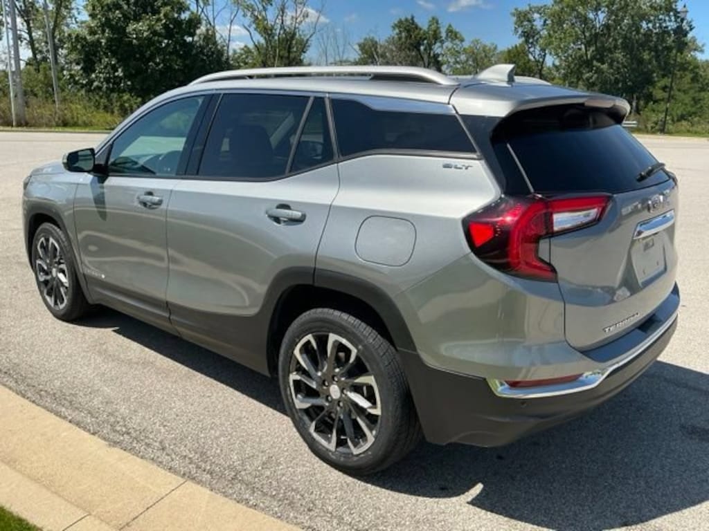 Used 2023 GMC Terrain SLT SUV
