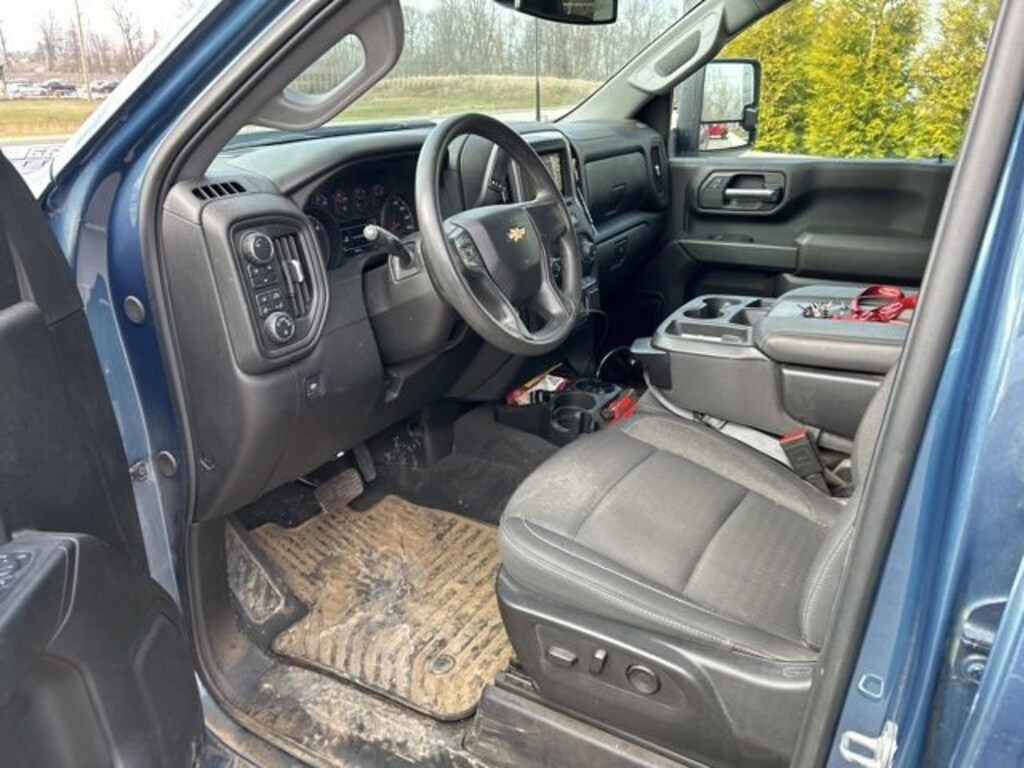 Used 2024 Chevrolet Silverado 2500 HD Custom Truck