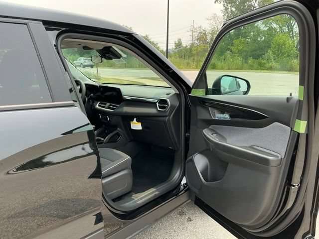 2026 Chevrolet Trailblazer LS - Photo 17
