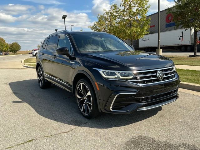2022 Volkswagen Tiguan SEL Premium R-Line photo 4