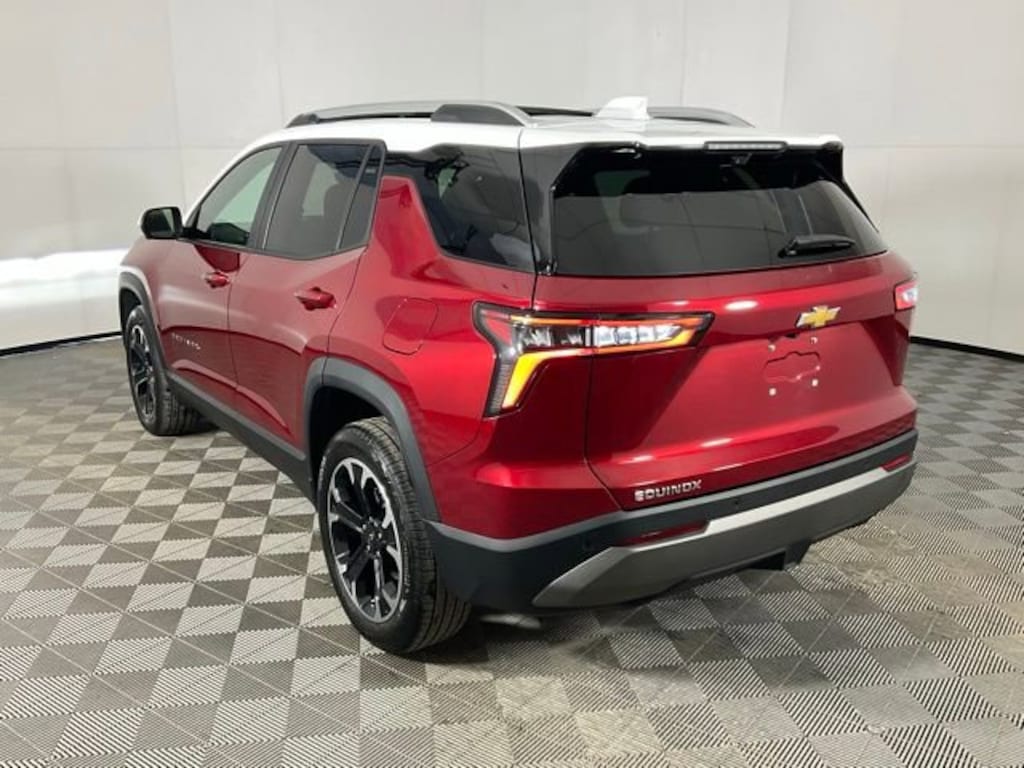 Used 2025 Chevrolet Equinox LT SUV