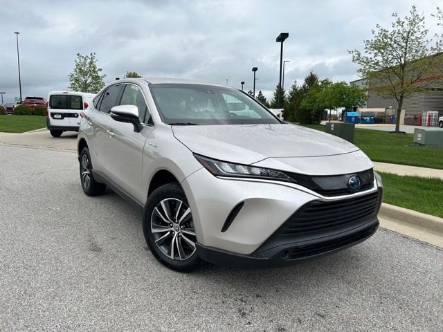 Used 2021 Toyota Venza LE with VIN JTEAAAAH4MJ009324 for sale in Fort Wayne, IN
