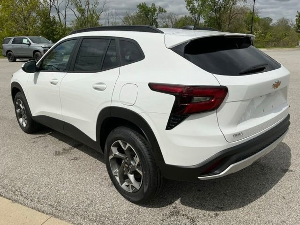 New 2026 Chevrolet Trax LT SUV