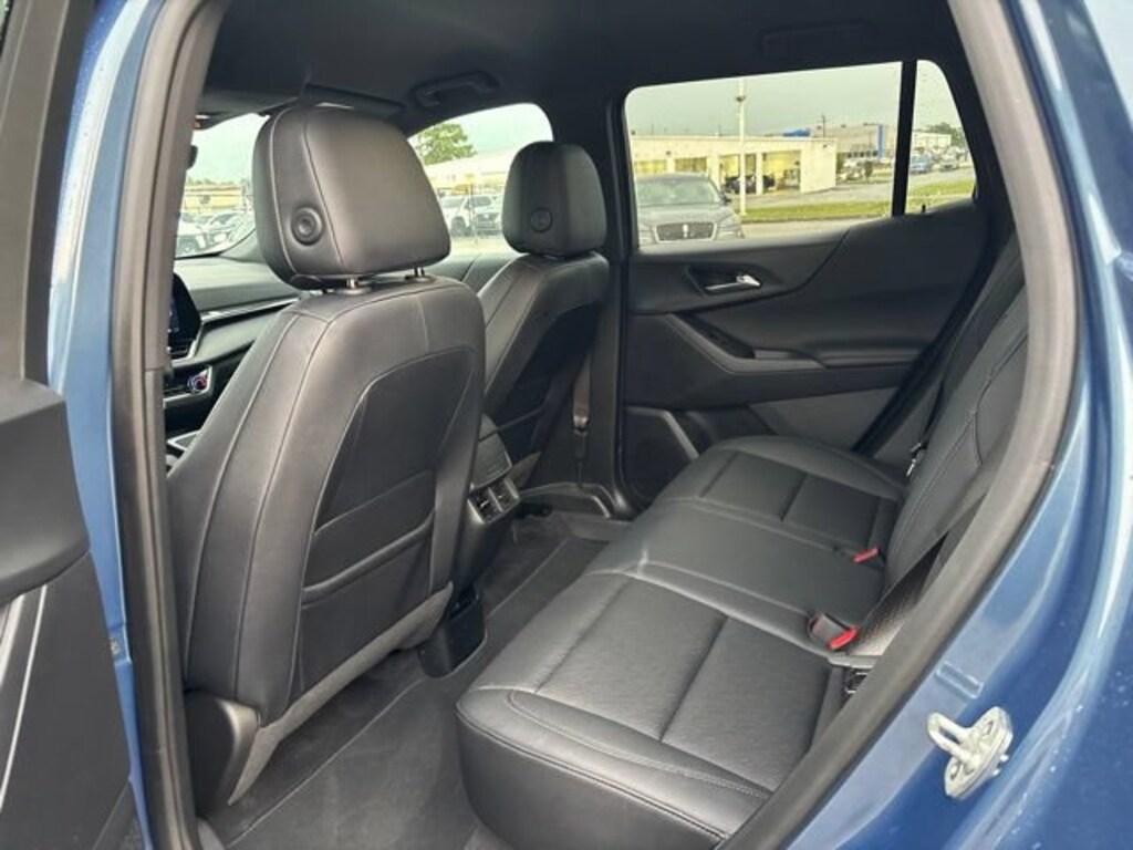 Used 2025 Chevrolet Equinox LT SUV