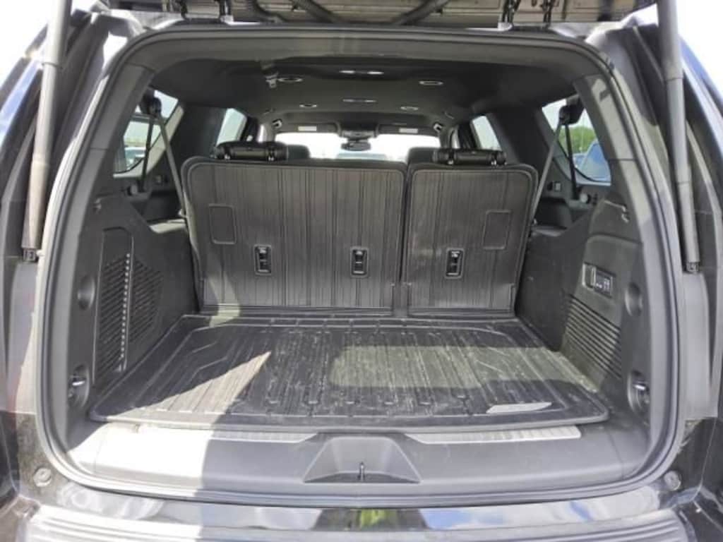 Used 2025 GMC Yukon XL Denali SUV