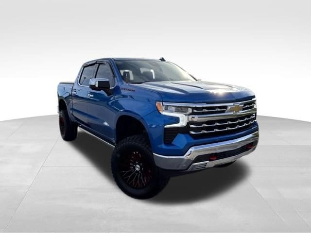 Used 2022 Chevrolet Silverado 1500 LTZ with VIN 1GCUDGED3NZ623948 for sale in Fort Wayne, IN