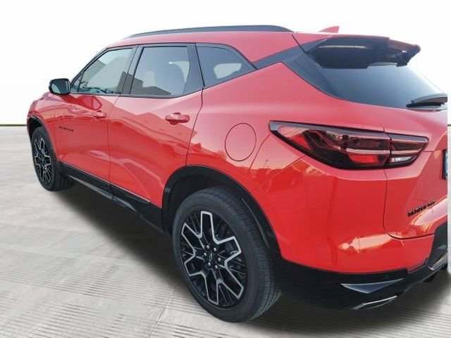 2023 Chevrolet Blazer RS photo 2