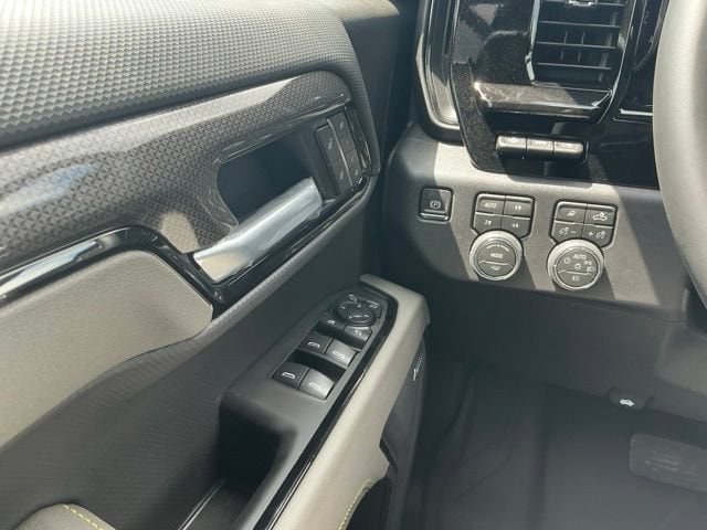 2026 Chevrolet Silverado 1500 ZR2 - Photo 24