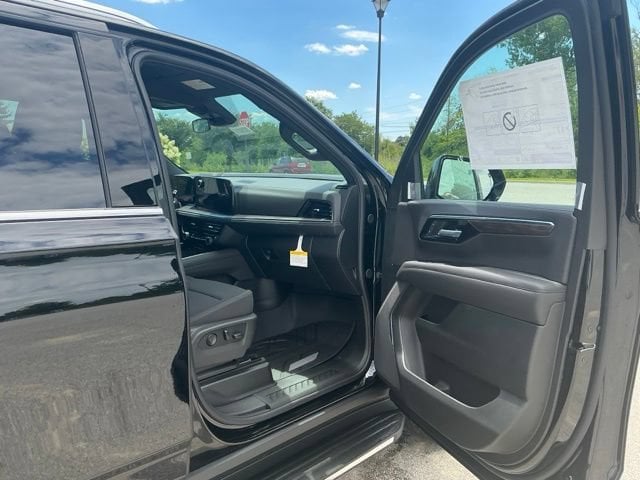 2026 Chevrolet Tahoe LS - Photo 18