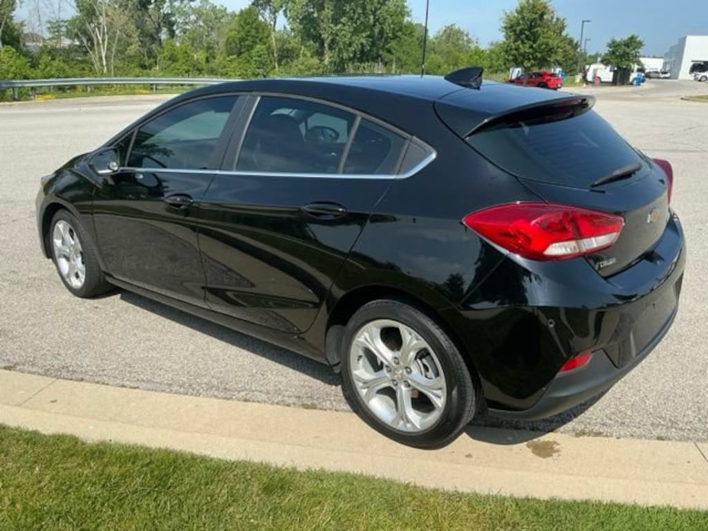 Used 2019 Chevrolet Cruze Premier Car