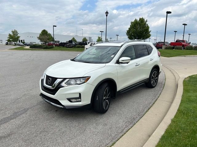 Used 2019 Nissan Rogue SL with VIN 5N1AT2MV2KC754494 for sale in Fort Wayne, IN