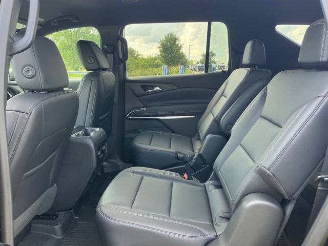 2027 Chevrolet Traverse LT - Photo 33
