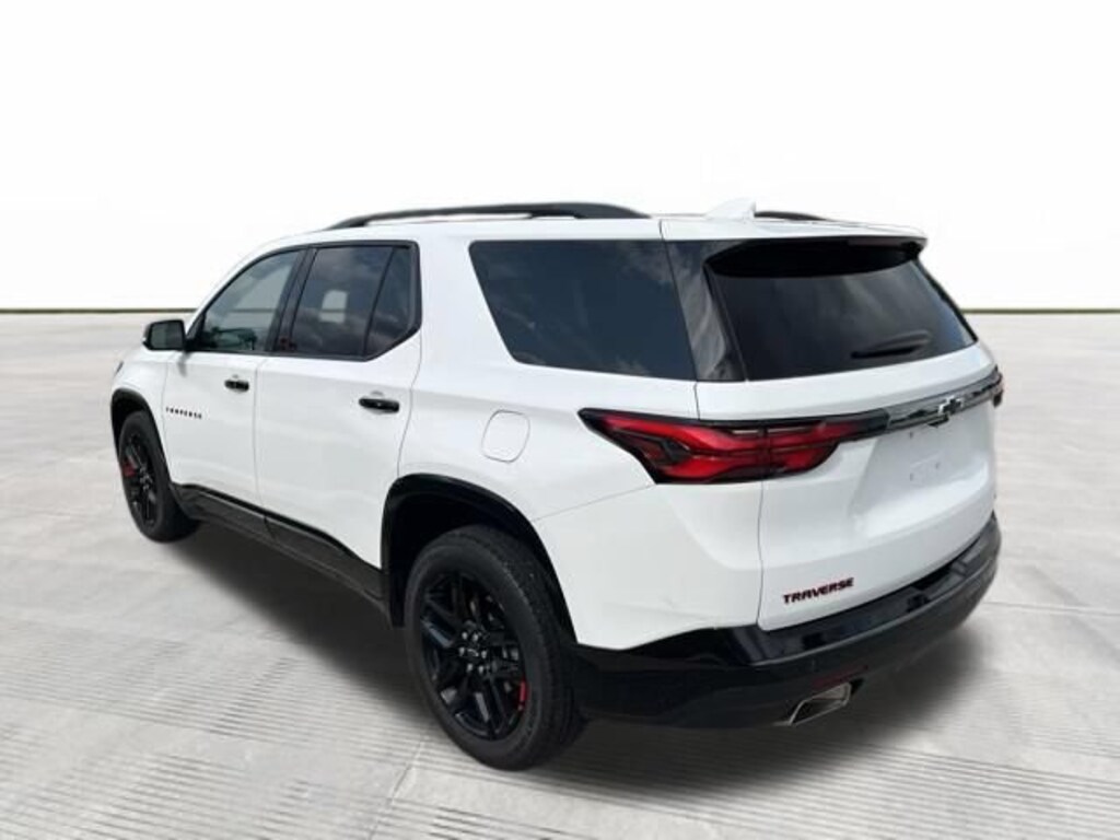 Used 2023 Chevrolet Traverse Premier SUV
