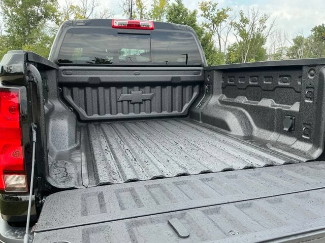 2026 Chevrolet Colorado ZR2 - Photo 11
