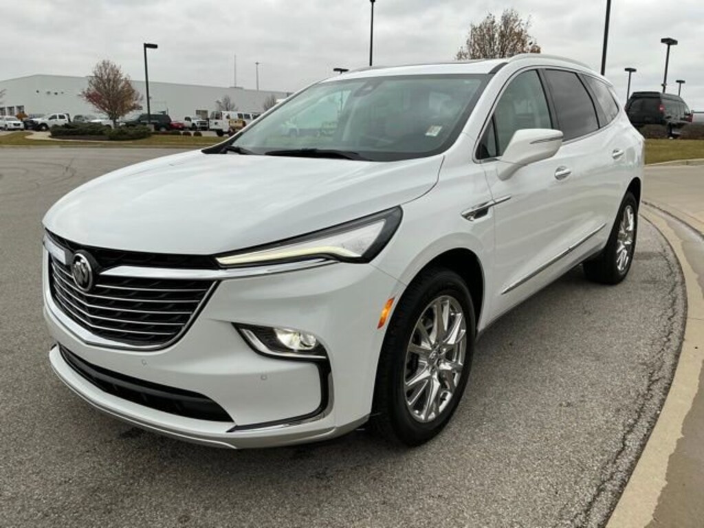 Used 2024 Buick Enclave Essence SUV