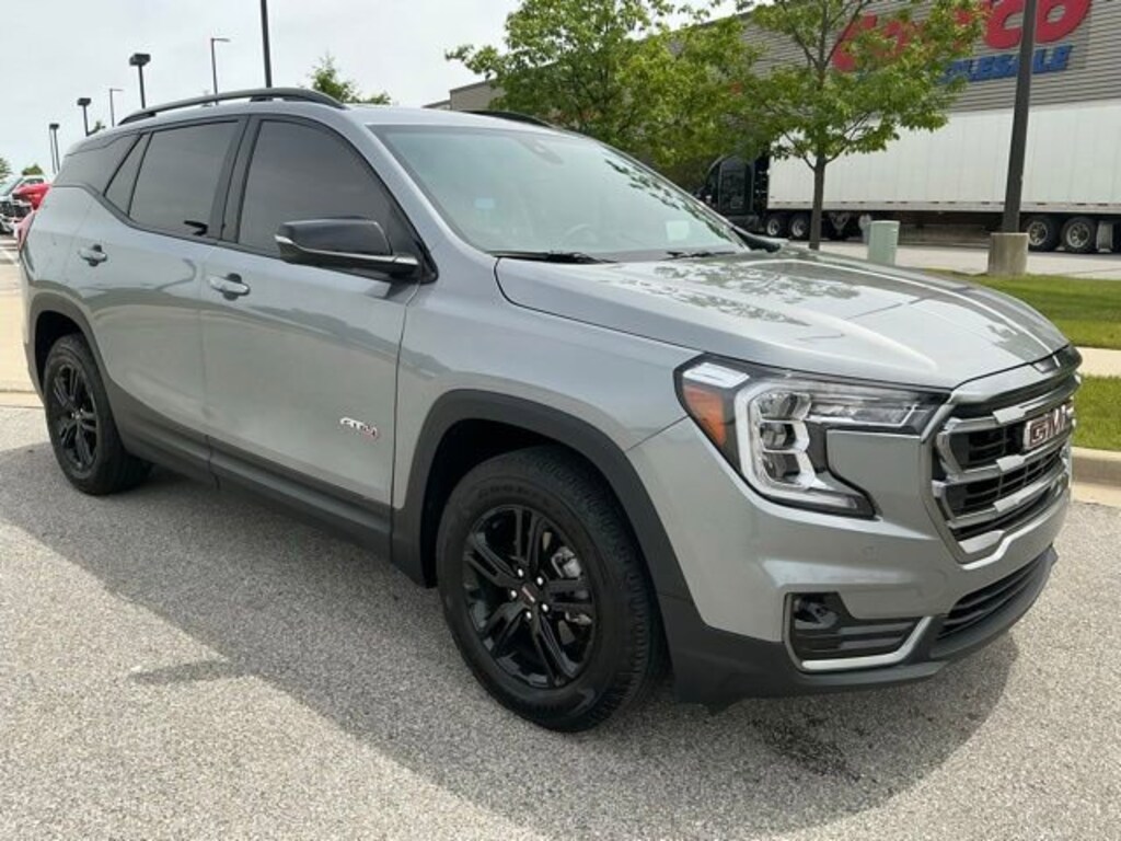 Used 2023 GMC Terrain AT4 SUV