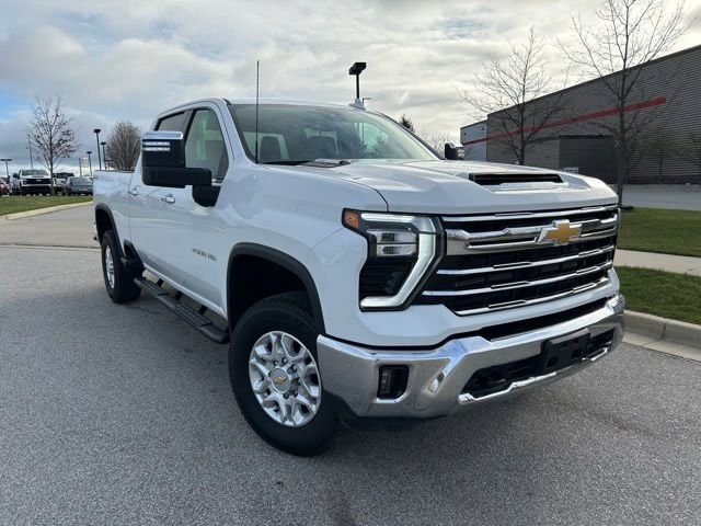 Used 2024 Chevrolet Silverado 2500HD LTZ with VIN 2GC1YPEY3R1104617 for sale in Fort Wayne, IN