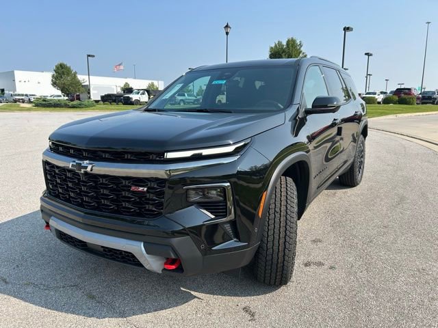 2026 Chevrolet Traverse Z71 photo 2