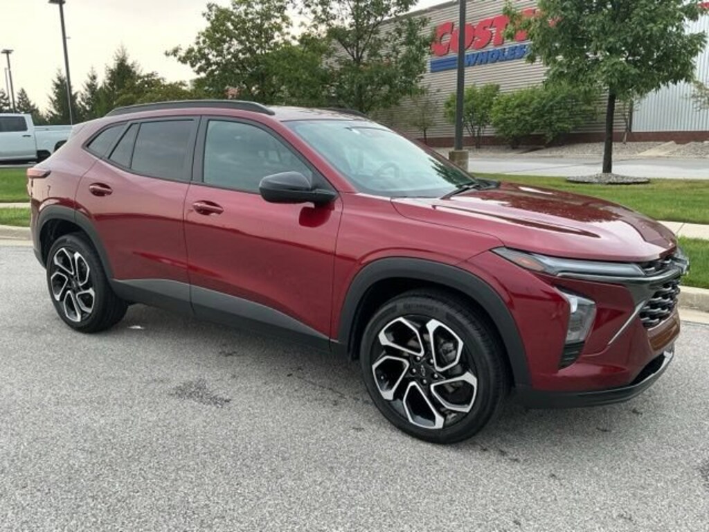 Used 2024 Chevrolet Trax 2RS SUV