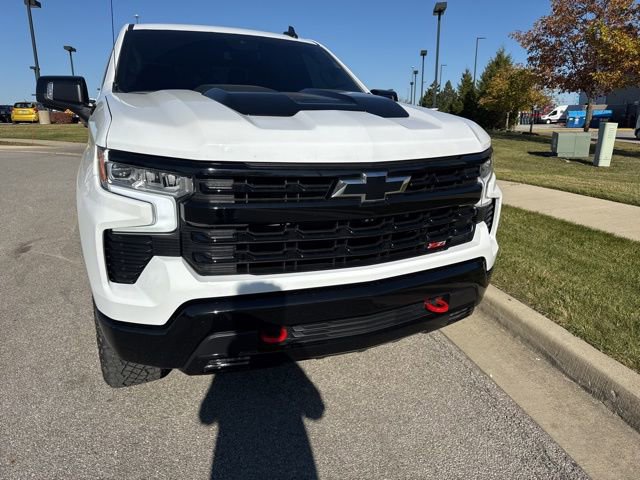 2023 Chevrolet Silverado 1500 LT Trail Boss photo 2