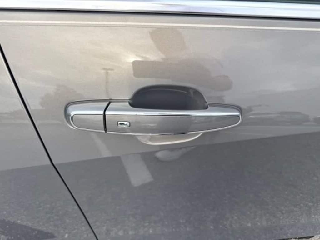 Used 2018 Chevrolet Malibu Premier Car
