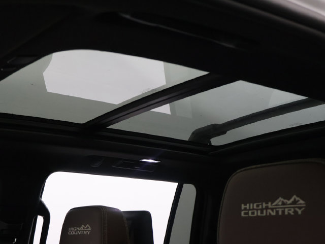 Used 2024 Chevrolet Suburban High Country SUV