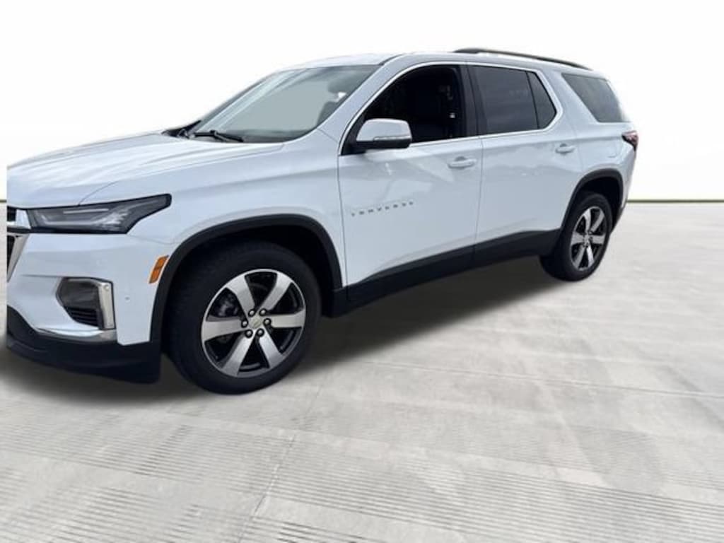 Used 2023 Chevrolet Traverse LT Leather SUV