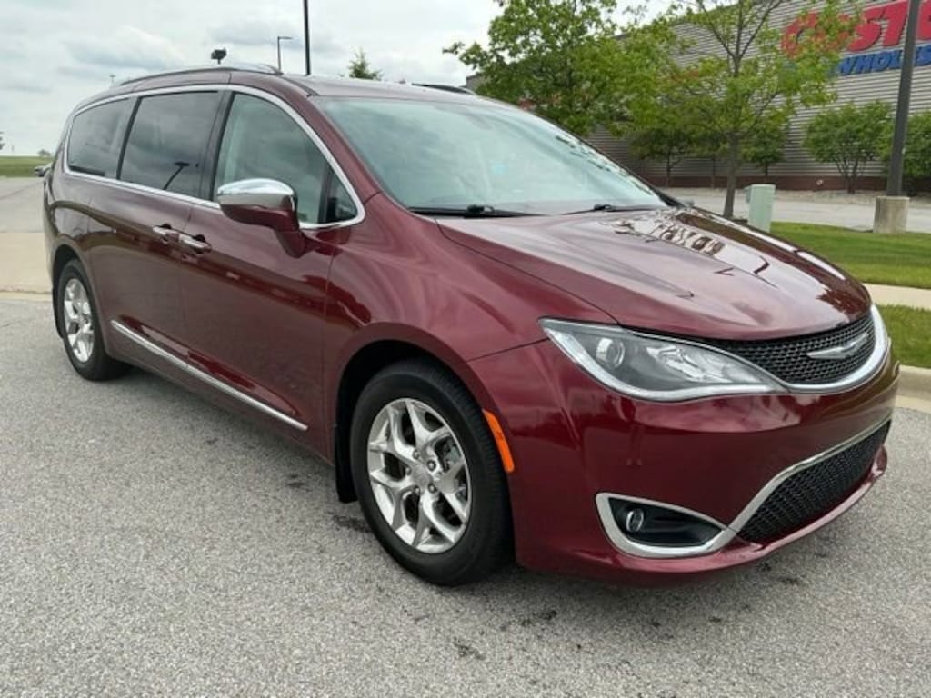 Used 2019 Chrysler Pacifica Limited
