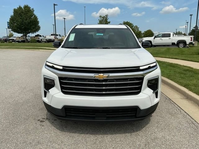 2027 Chevrolet Traverse LT - Photo 9