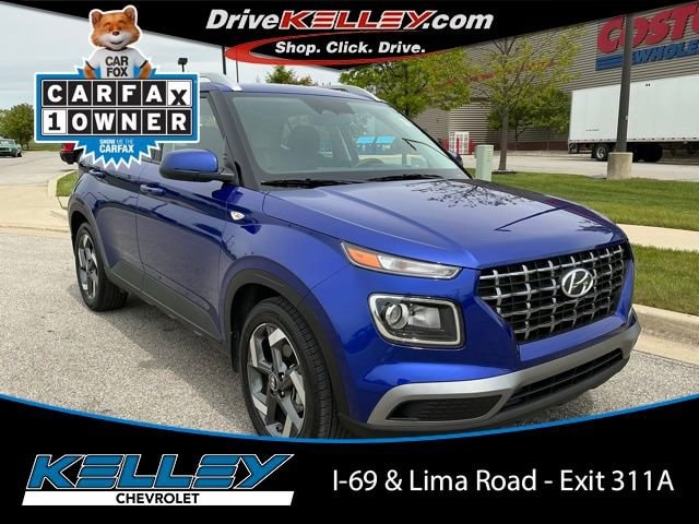 2026 Hyundai Venue SEL w/ 2-Tone Roof IVT's photo