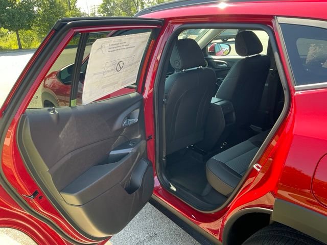 2026 Chevrolet Trax LT - Photo 16