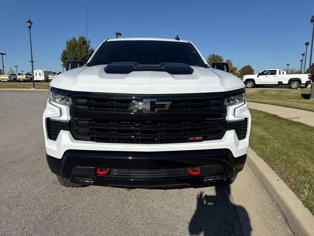 2023 Chevrolet Silverado 1500 LT Trail Boss photo 3