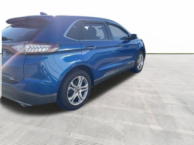 2018 Ford Edge Titanium photo 2