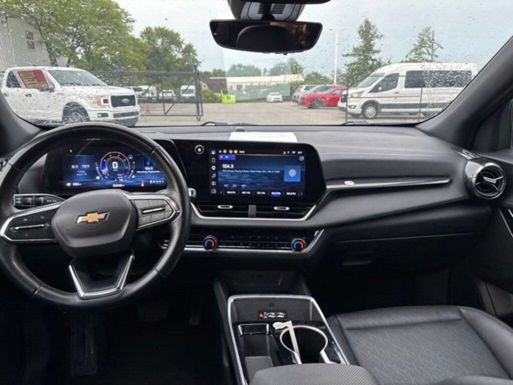 Used 2025 Chevrolet Equinox LT SUV
