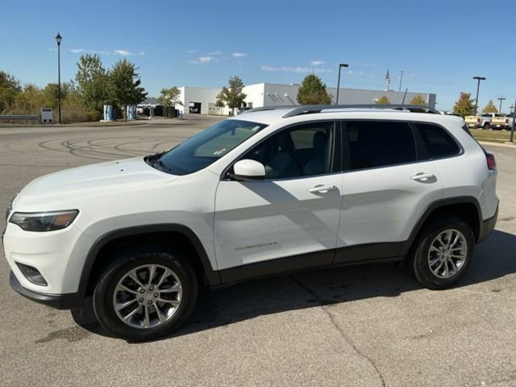 Used 2019 Jeep Cherokee Latitude Plus